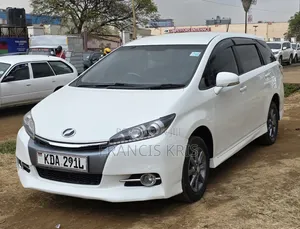 Toyota Wish 2014 White