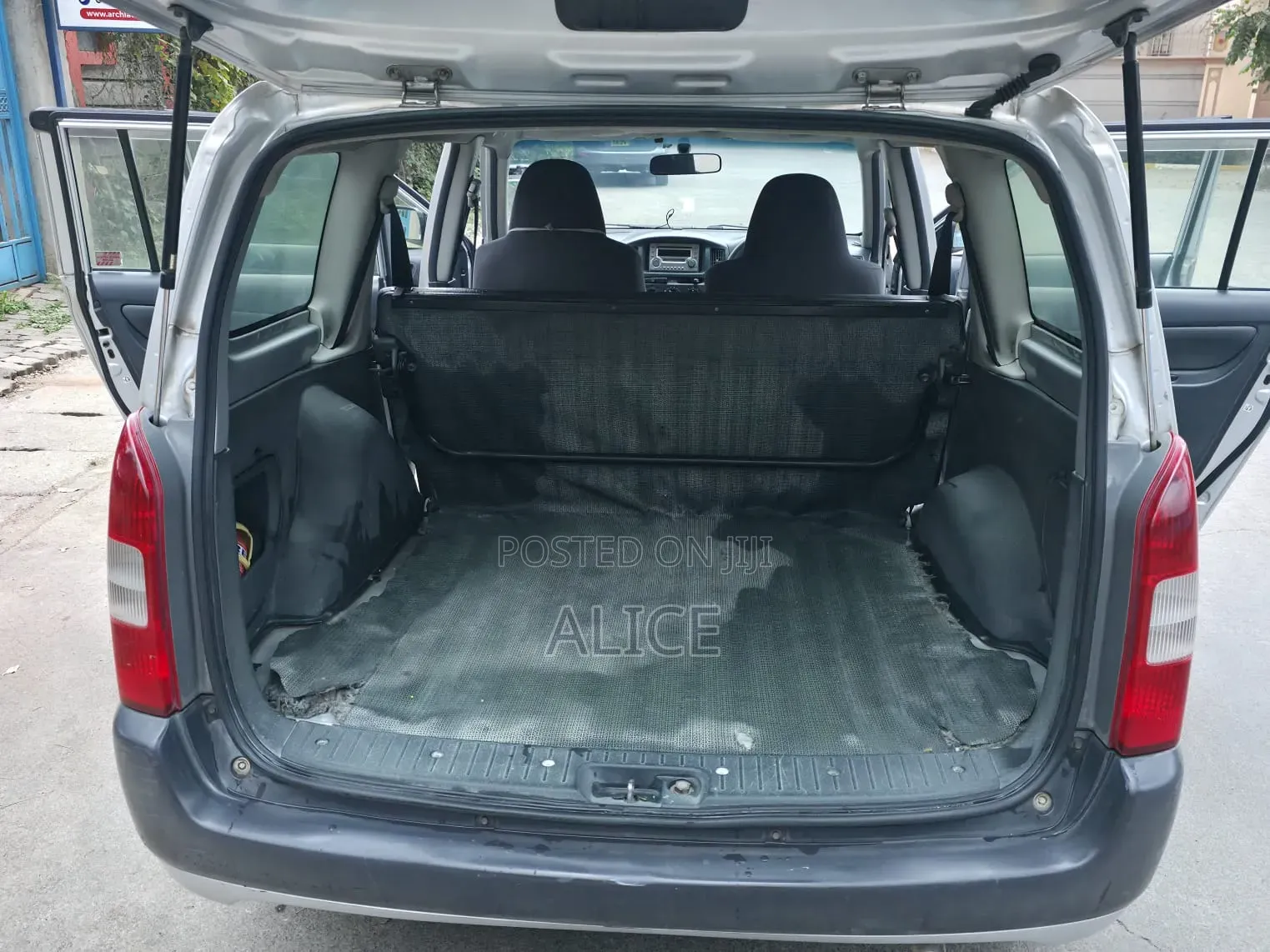 Toyota Probox 2011 Silver