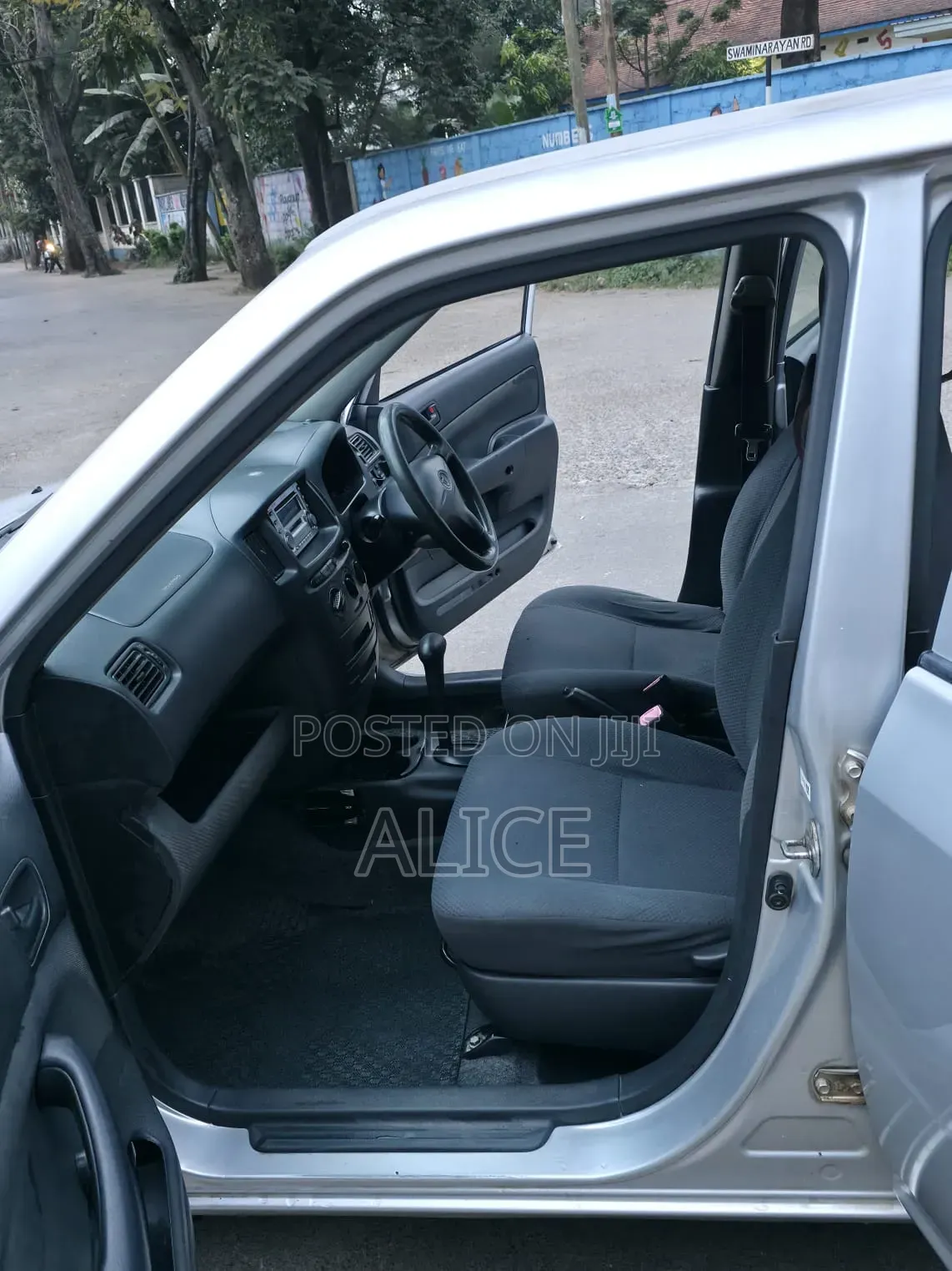 Toyota Probox 2011 Silver