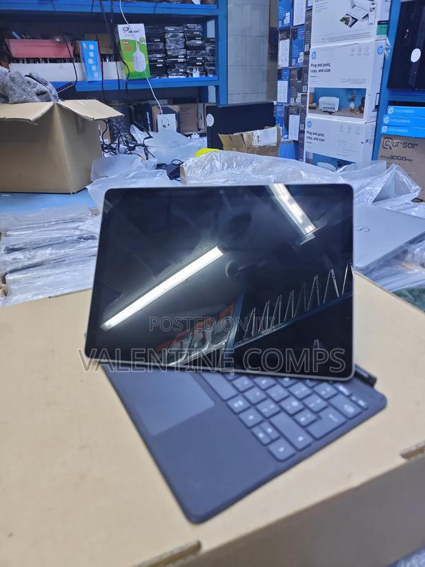 Laptop Microsoft Surface Go 8GB Intel Core M3 SSD 128GB - main view