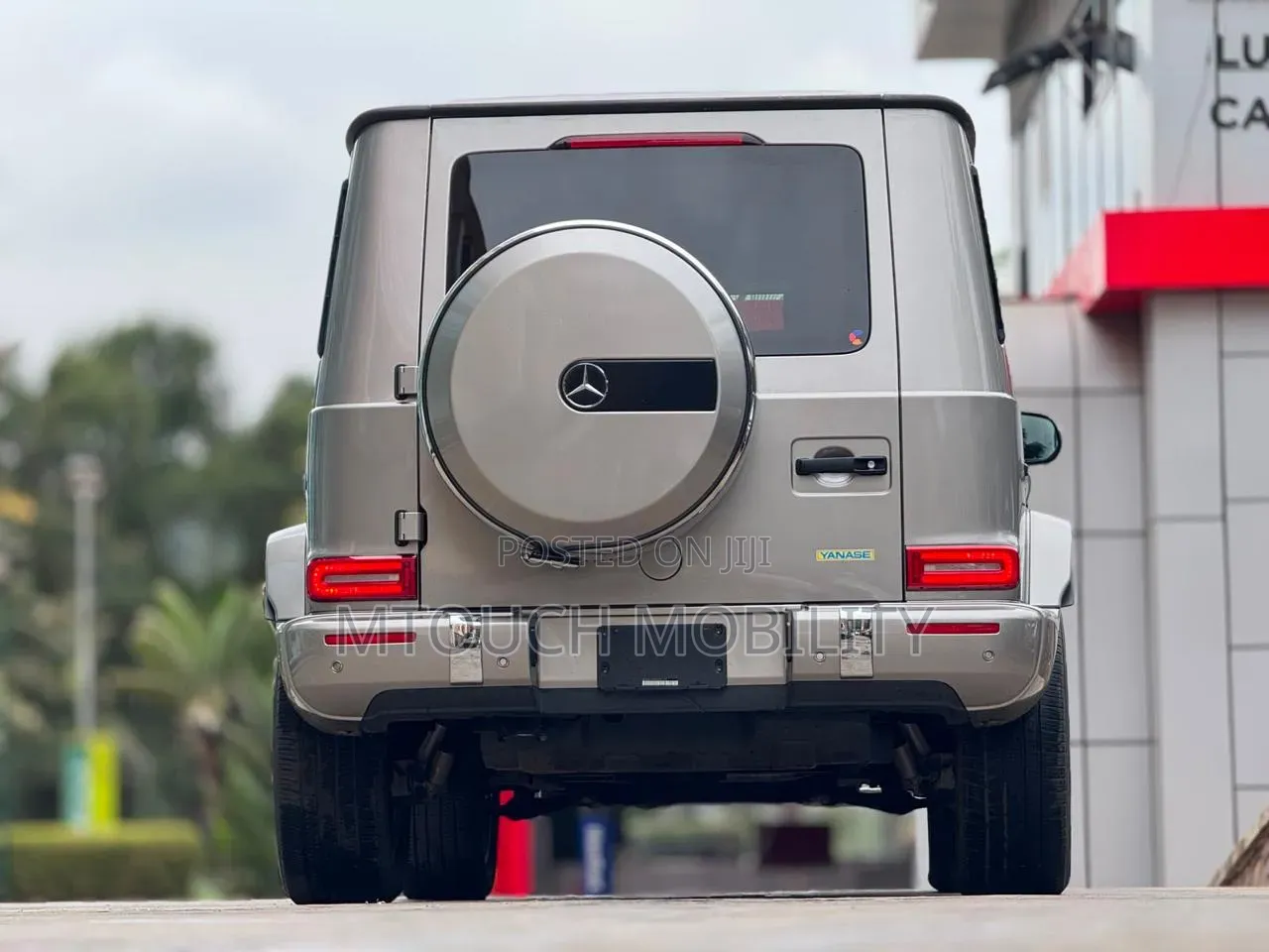 Mercedes-Benz G-Class 2019 Ivory