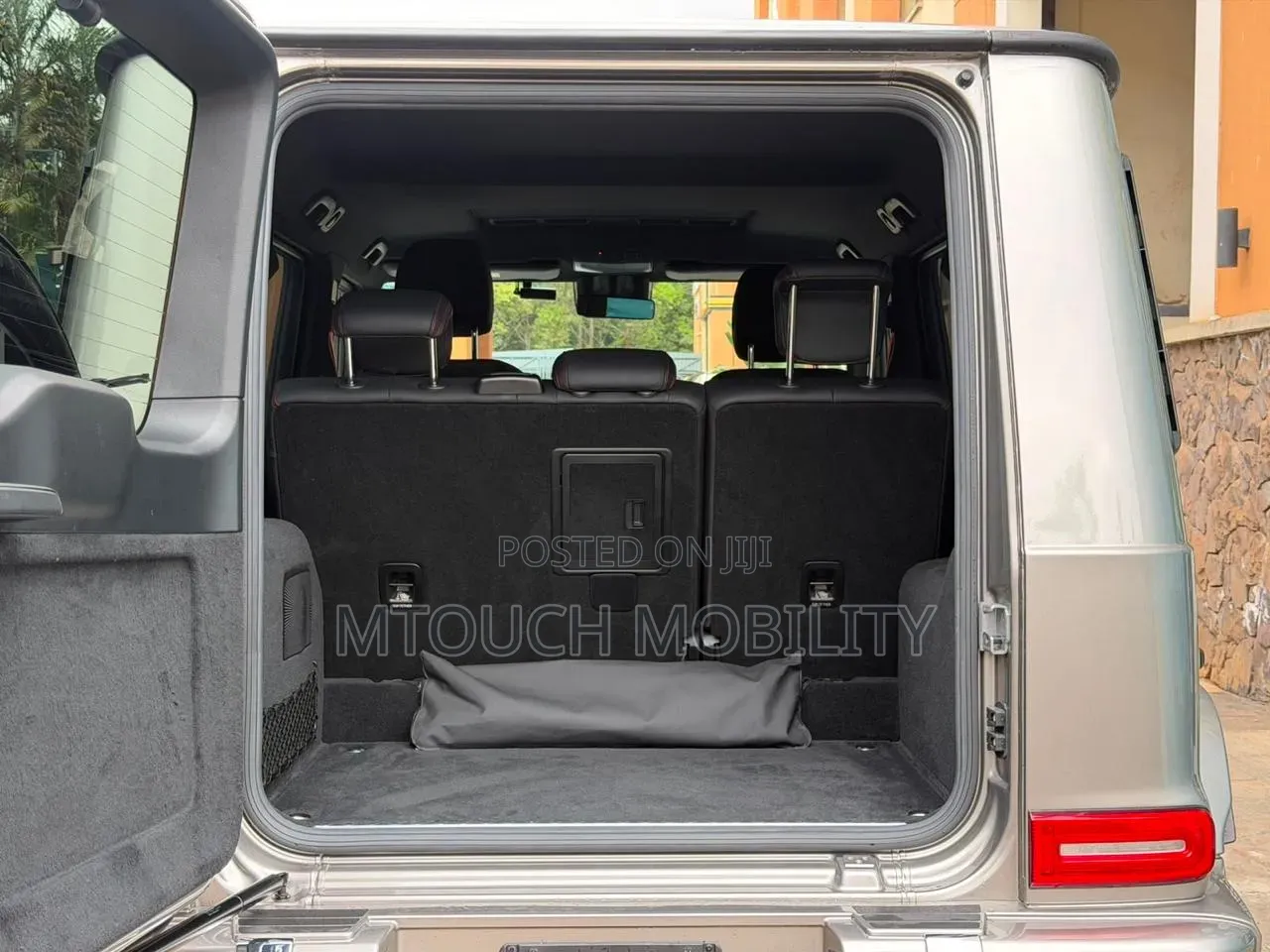 Mercedes-Benz G-Class 2019 Ivory