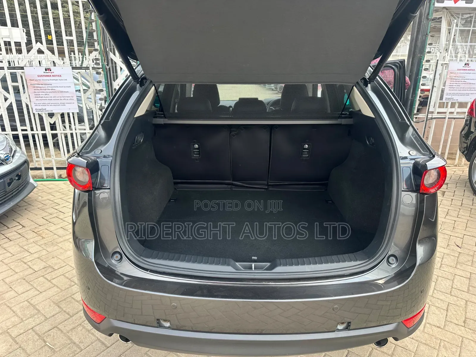 Mazda CX-5 2020 Gray