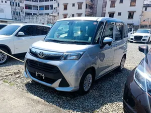 Toyota Tank 2019 Silver