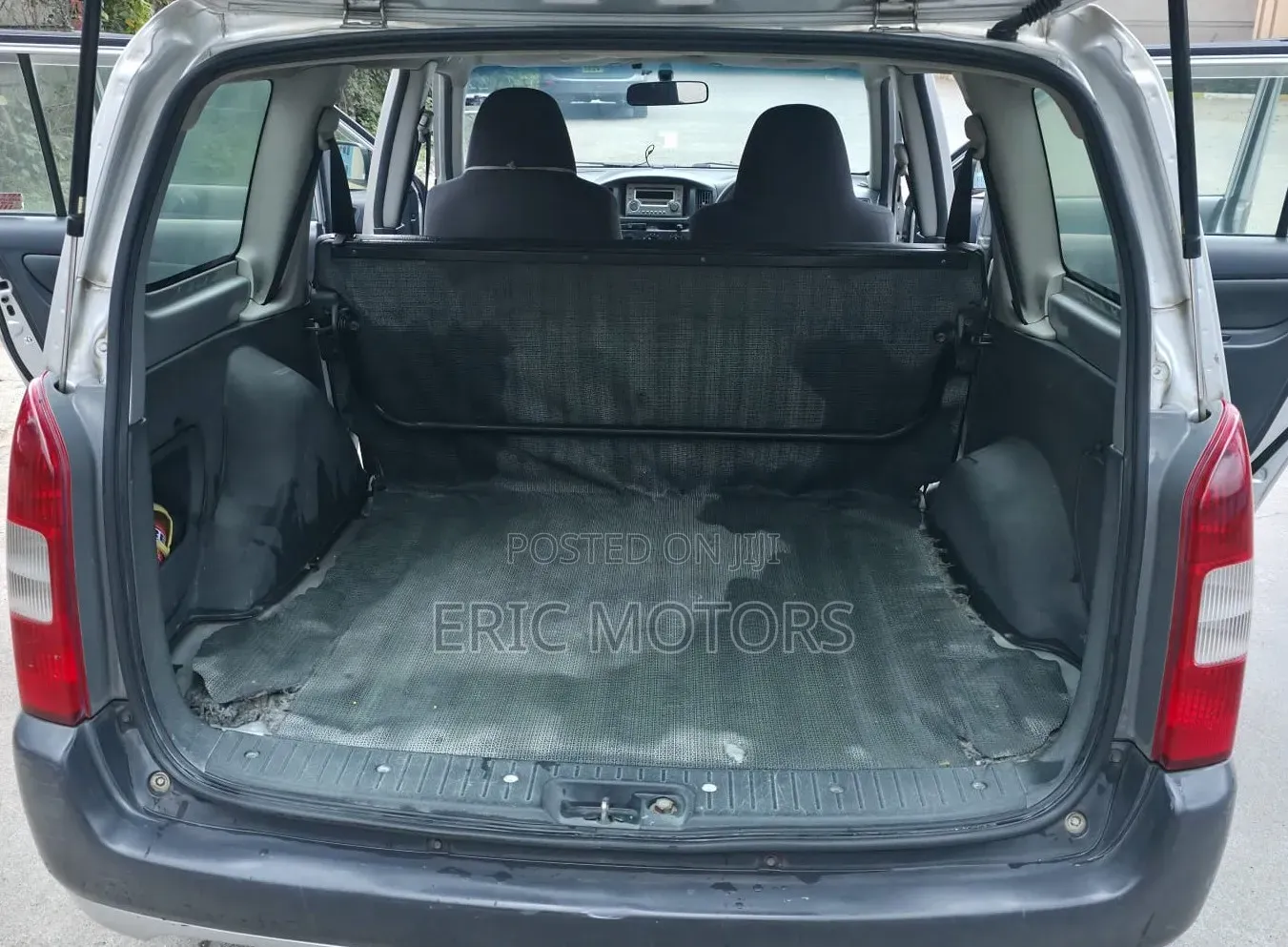 Toyota Probox 2011 Silver