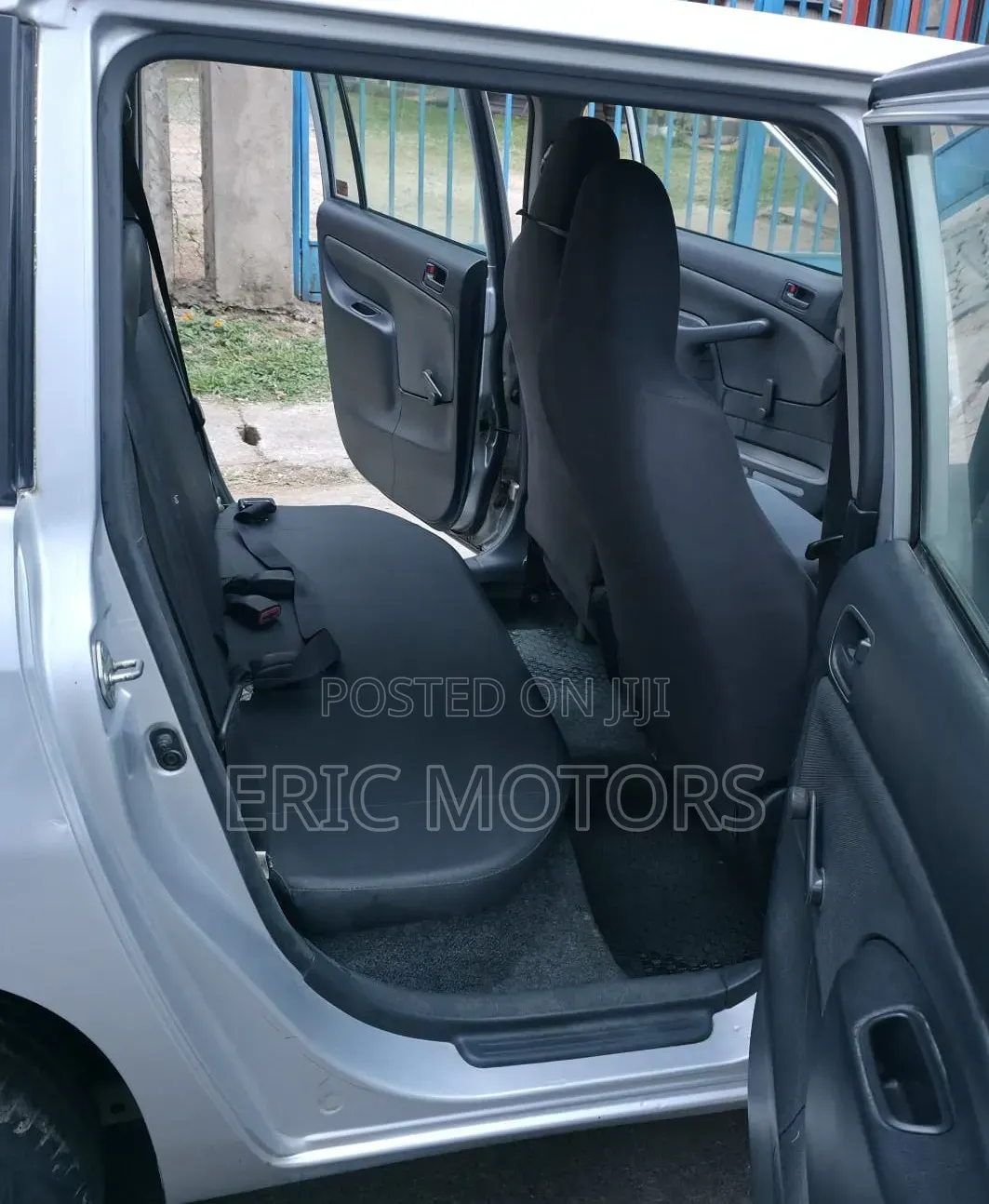 Toyota Probox 2011 Silver