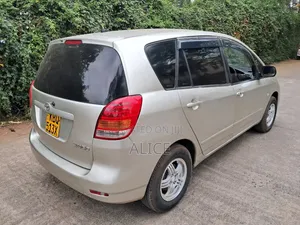 Toyota Corolla Spacio 2005 Silver