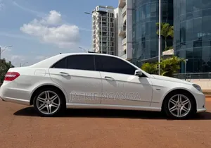 Mercedes-Benz E250 2012 Black