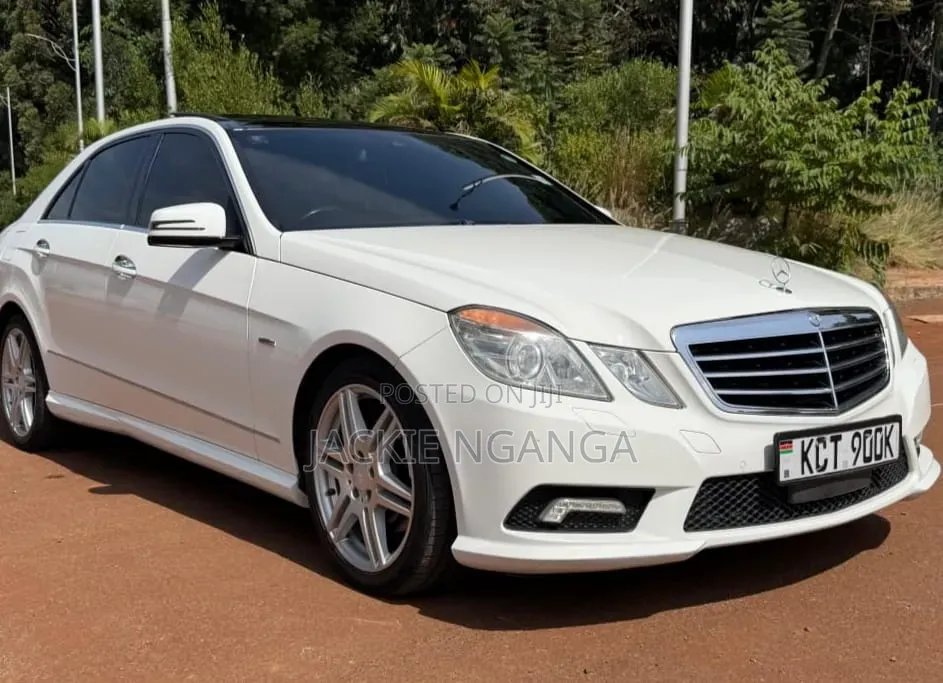 Mercedes-Benz E250 2012 Black