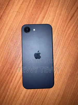 Apple iPhone 16e 128 GB Black