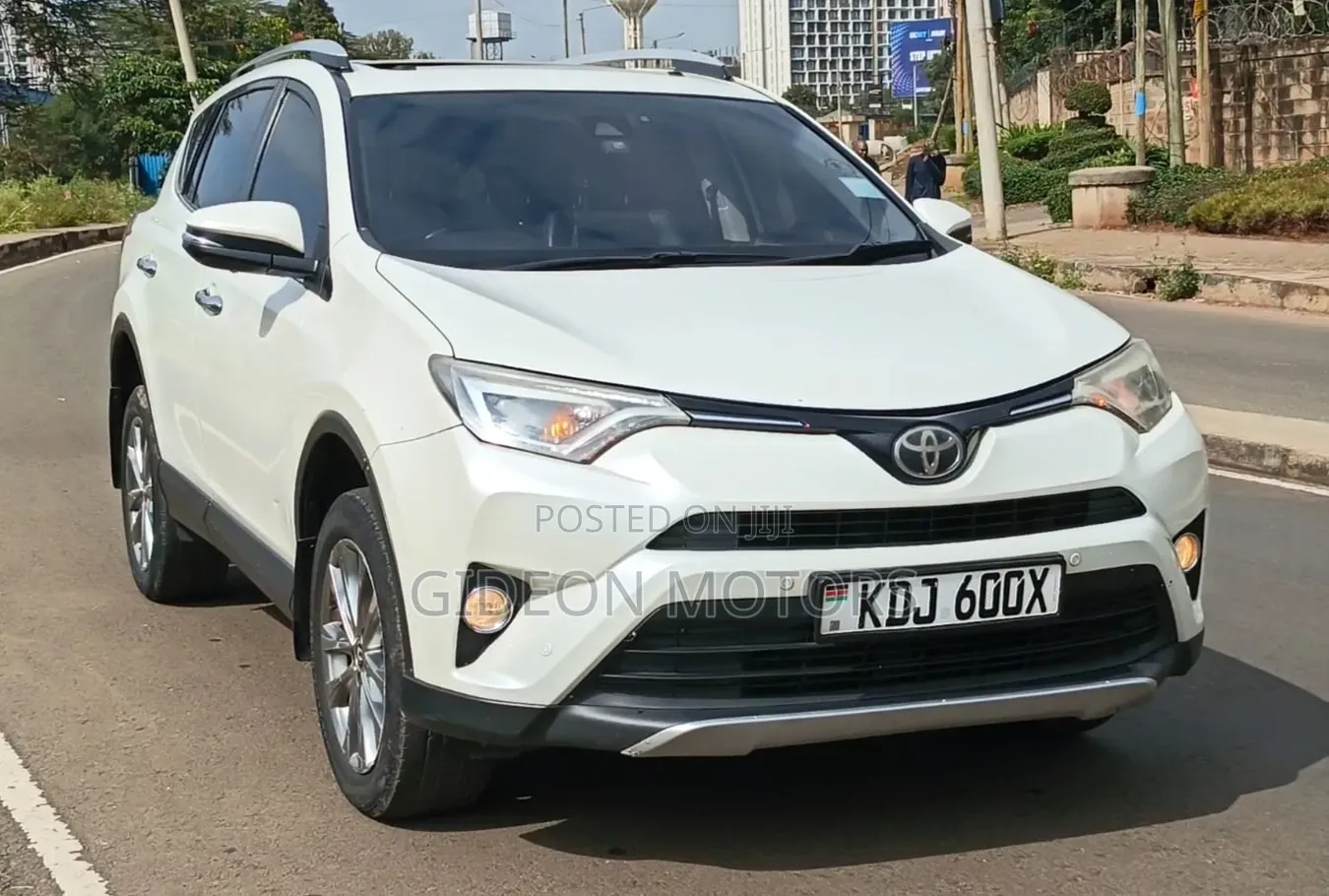 Toyota RAV4 2015 White
