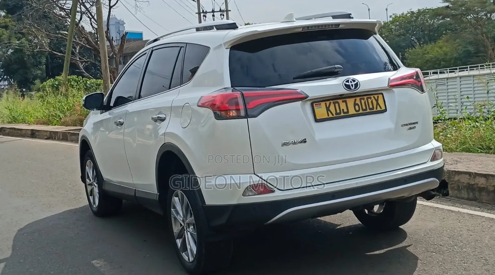 Toyota RAV4 2015 White
