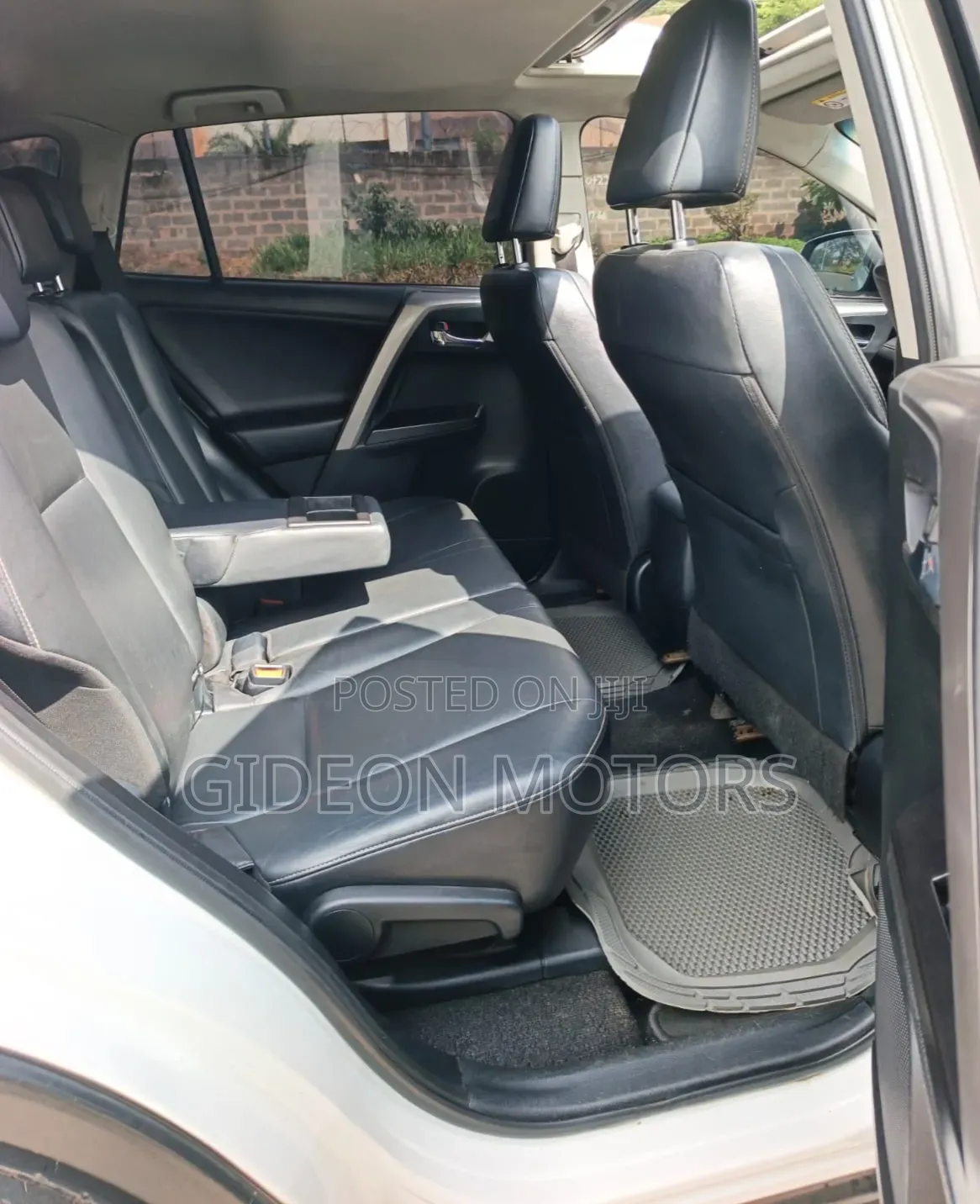 Toyota RAV4 2015 White