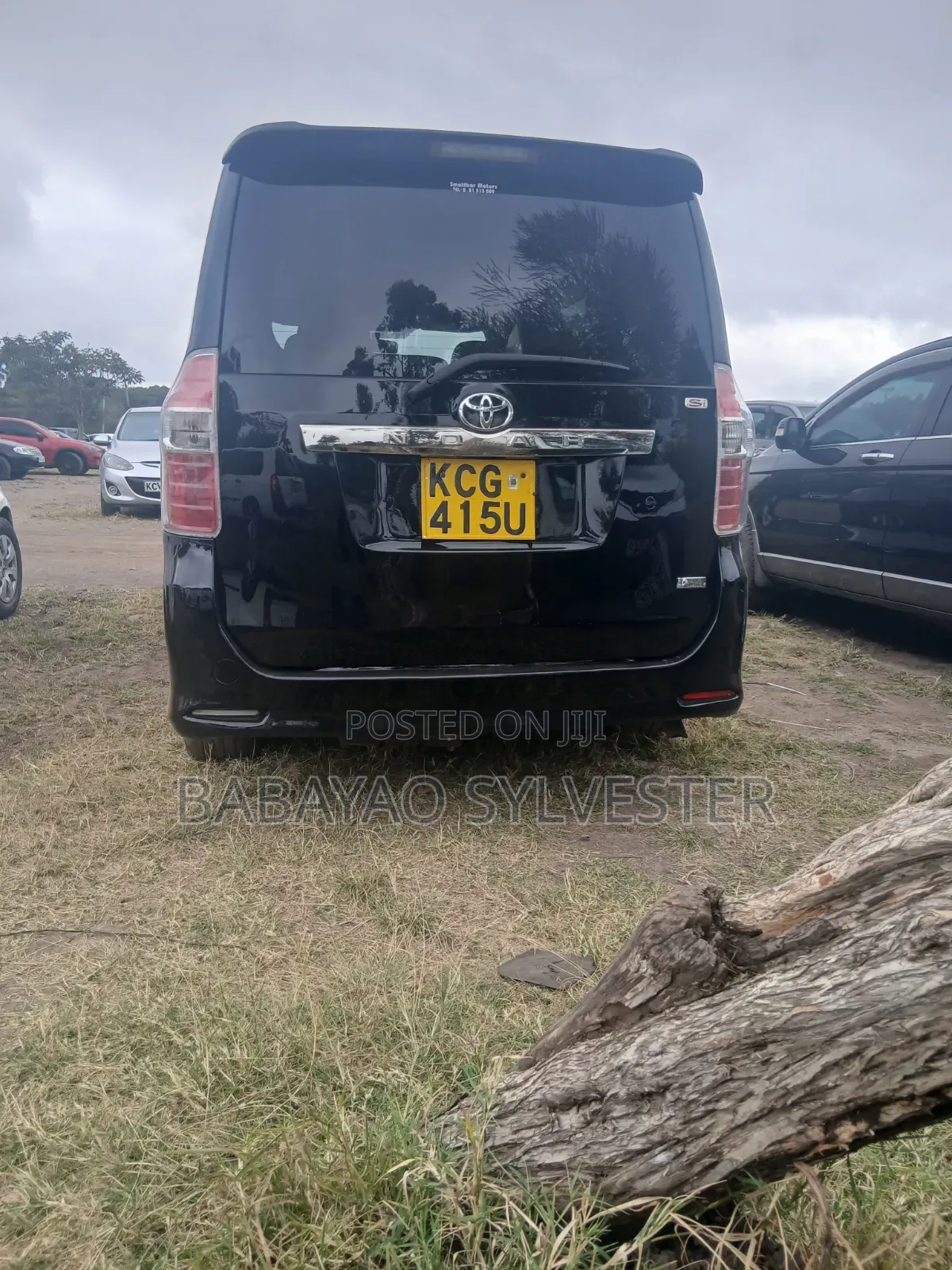 Toyota Noah 2010 Black