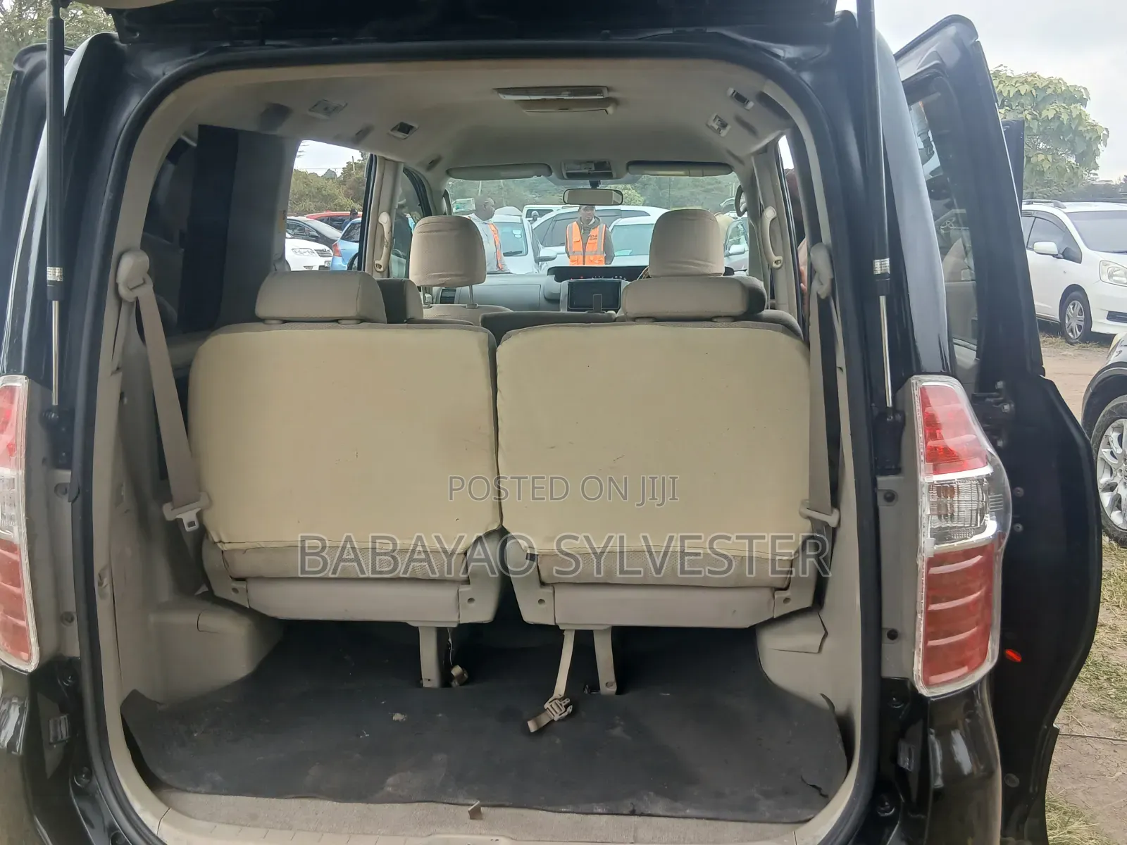 Toyota Noah 2010 Black