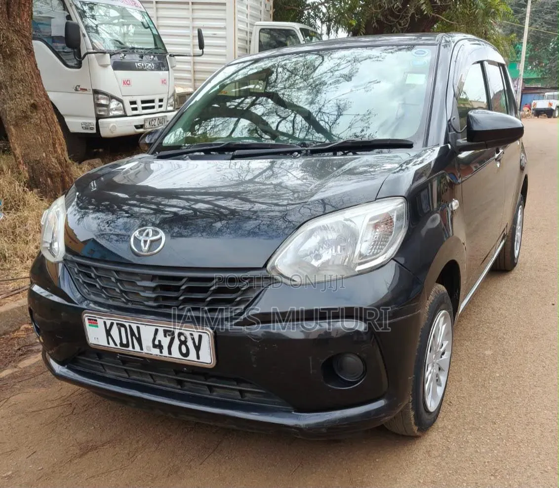 Toyota Passo 2016 Black