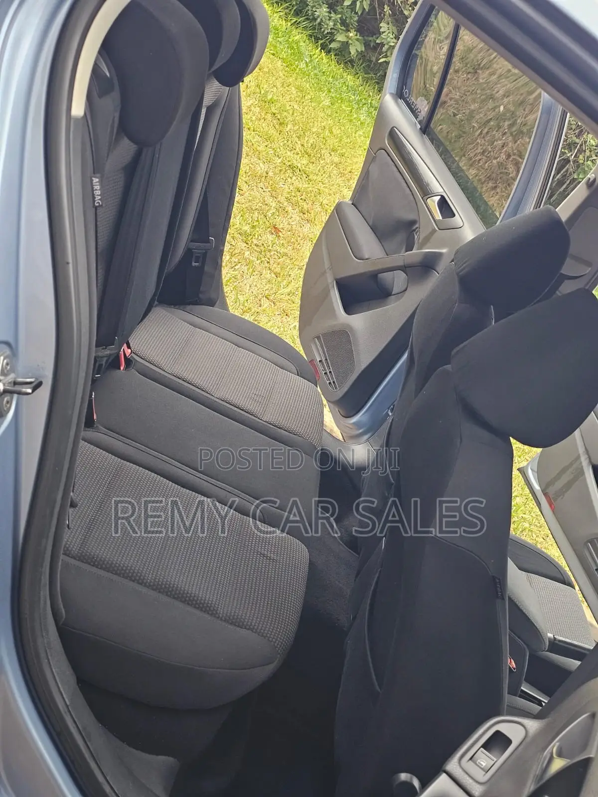 Volkswagen Golf 2010 Blue