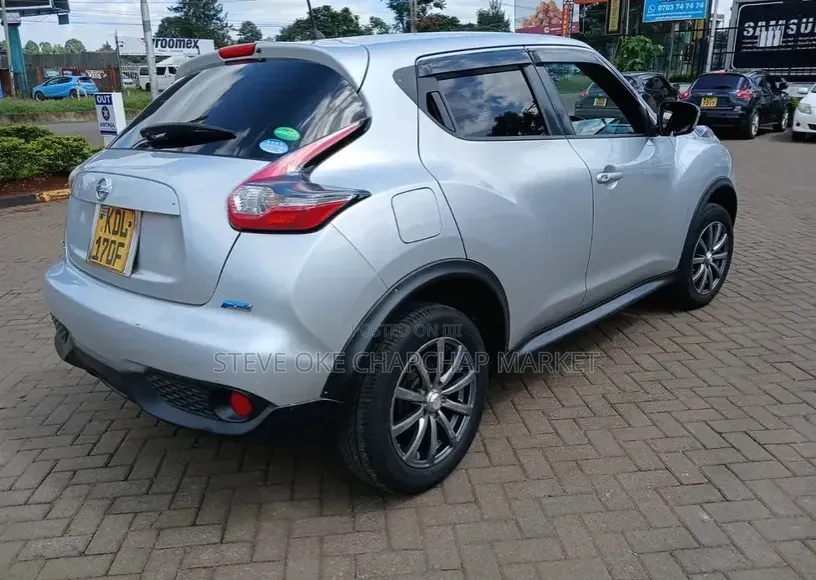 Nissan Juke 2015 Silver