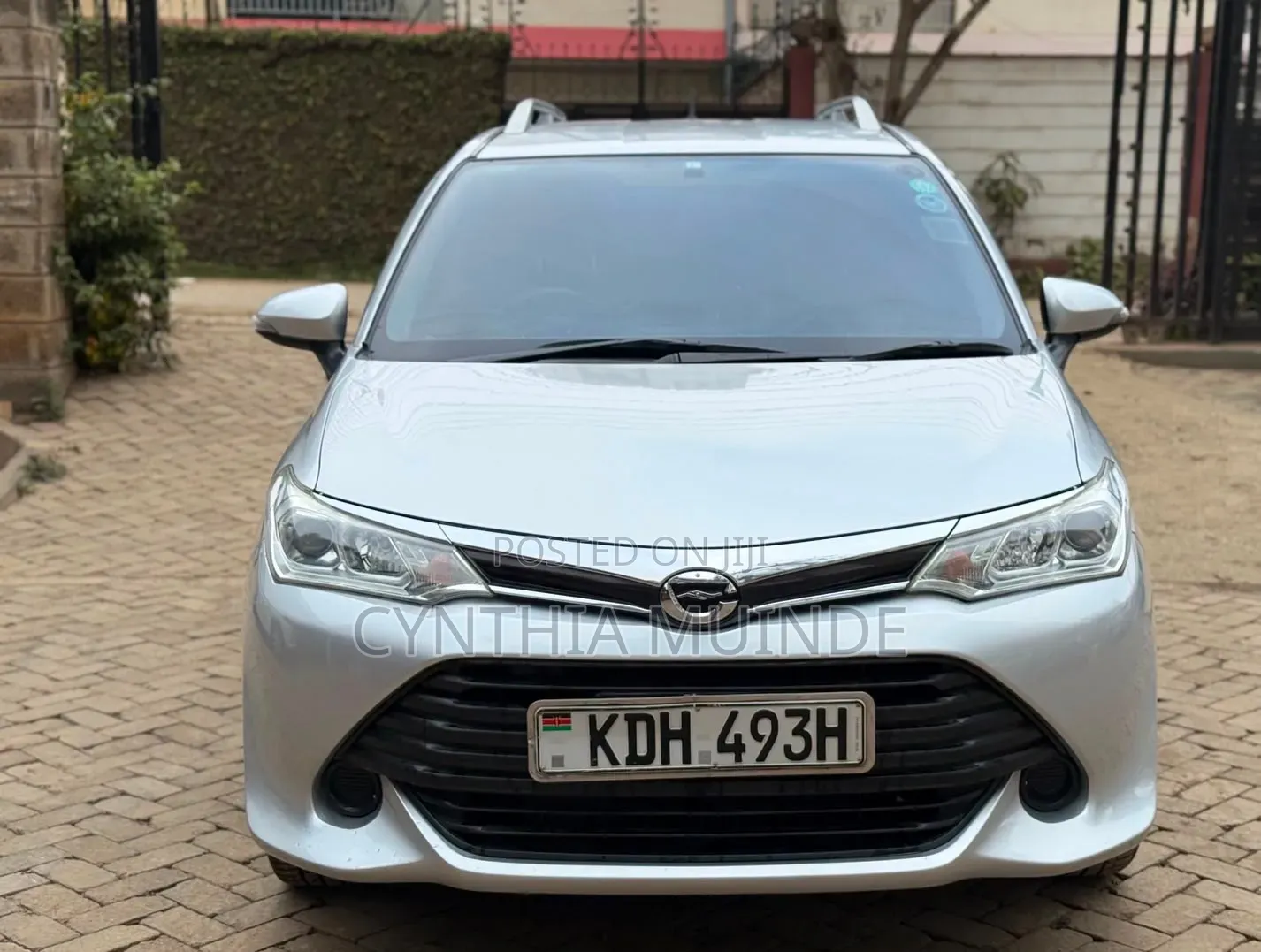 Toyota Corolla Fielder 2015 Silver
