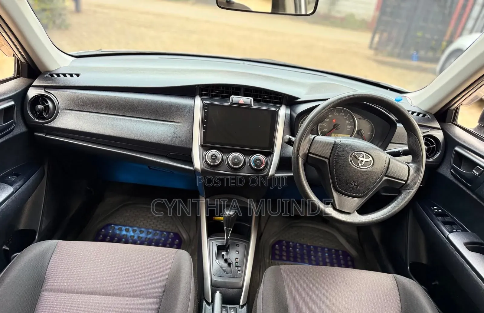 Toyota Corolla Fielder 2015 Silver