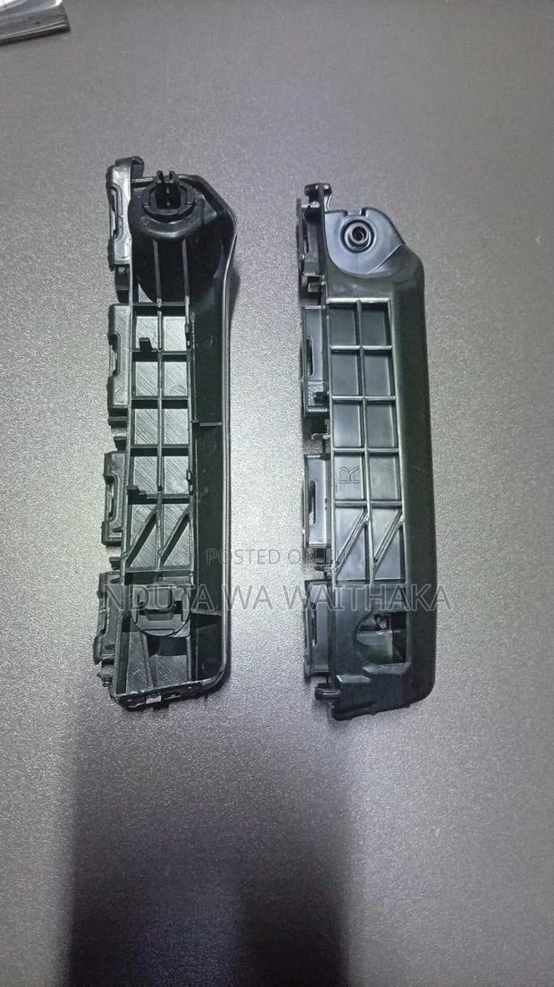 Front Bumper Side Bracket Vitz 2012