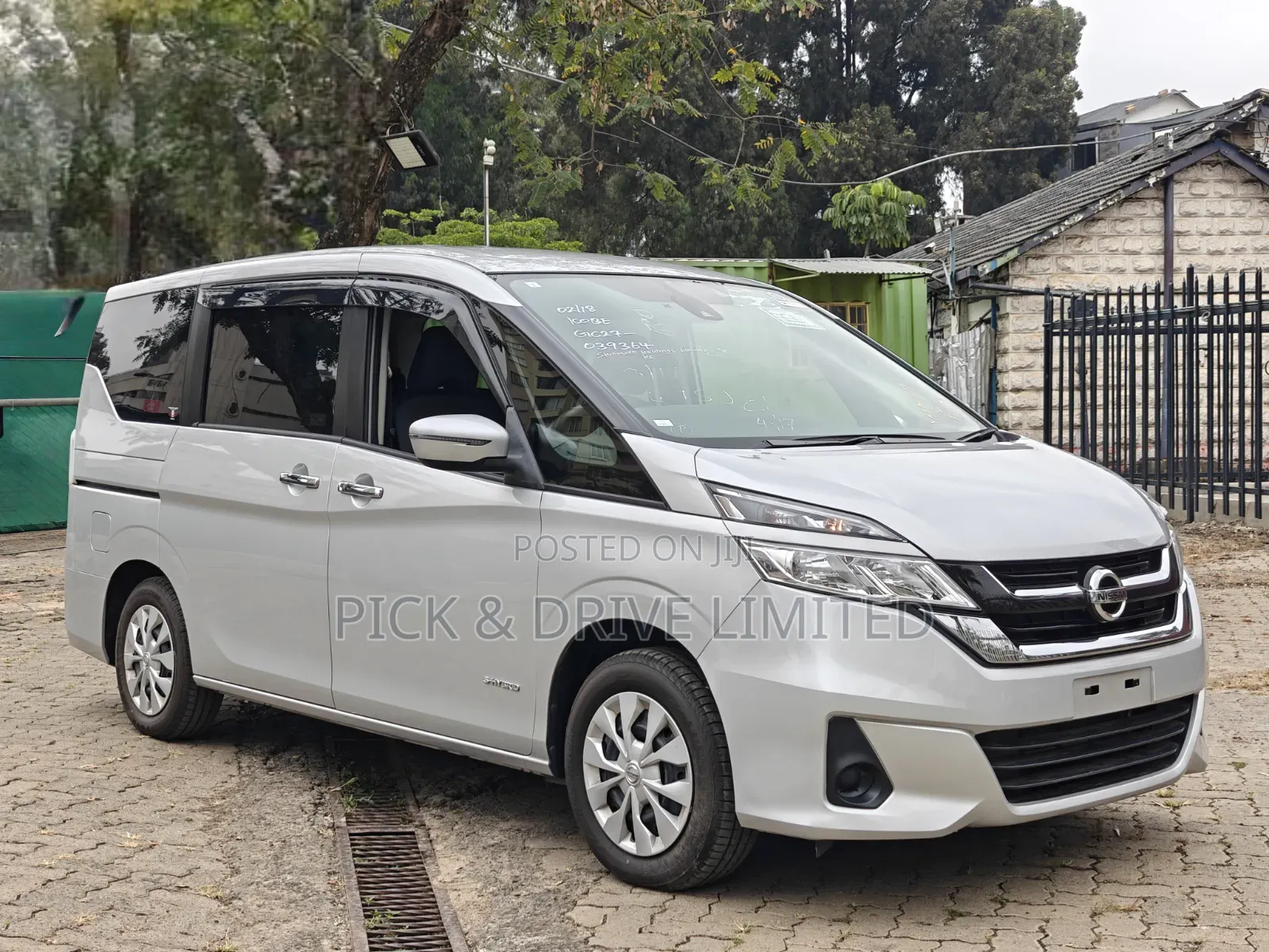 Nissan Serena 2019 Silver