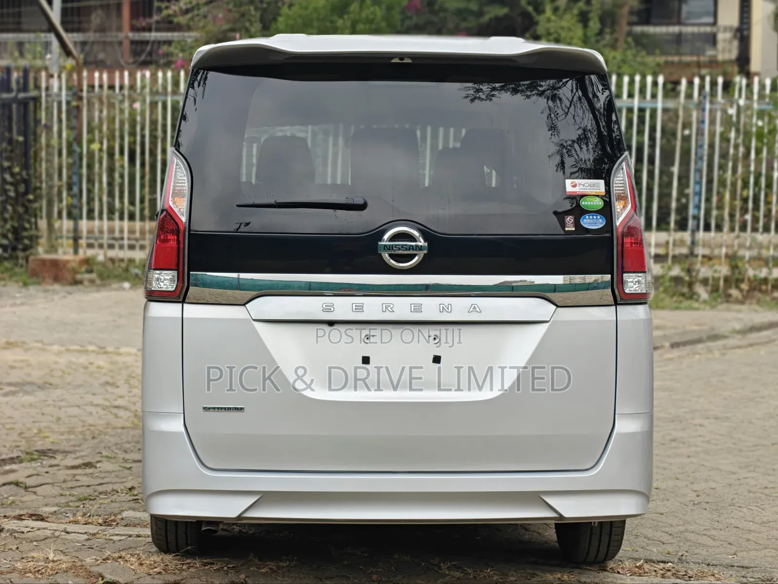Nissan Serena 2019 Silver