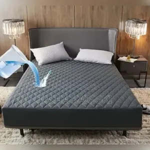 Matress Protector 6 by 6