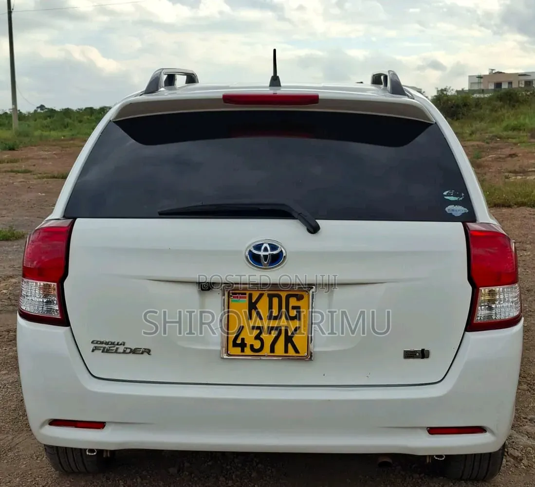 Toyota Corolla Fielder 2014 Pearl