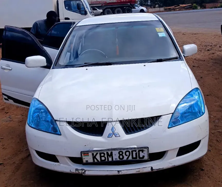 Mitsubishi Lancer 2003 White