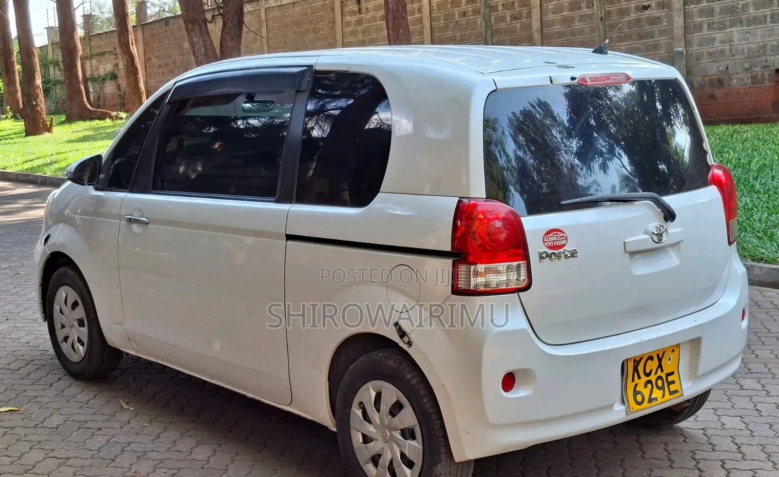 Toyota Porte 2012 Pearl