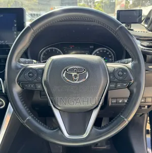 Toyota Harrier 2.0 2020 Matt Black