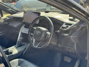 Toyota Harrier 2.0 2020 Matt Black