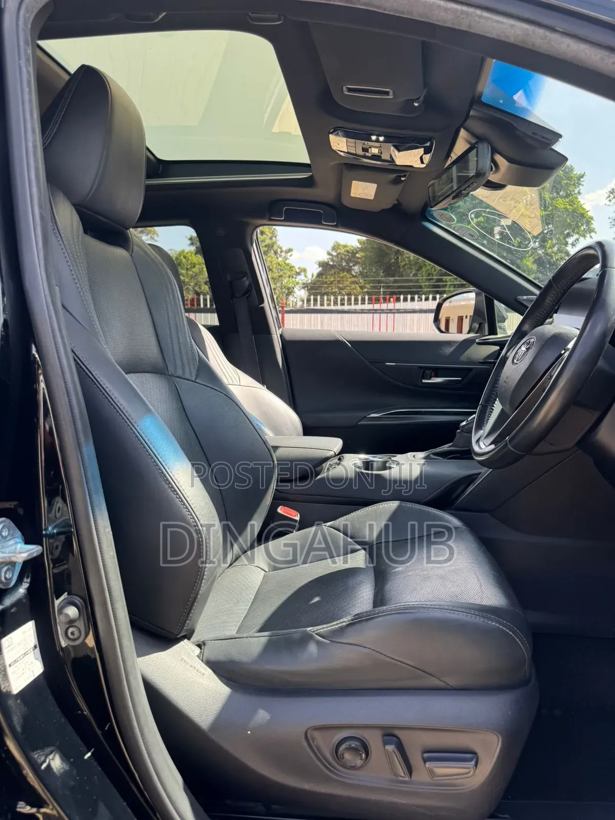 Toyota Harrier 2.0 2020 Matt Black