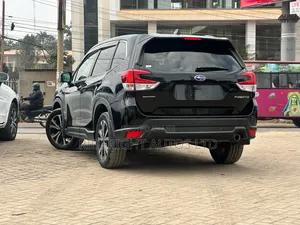 Subaru Forester 2019 Black
