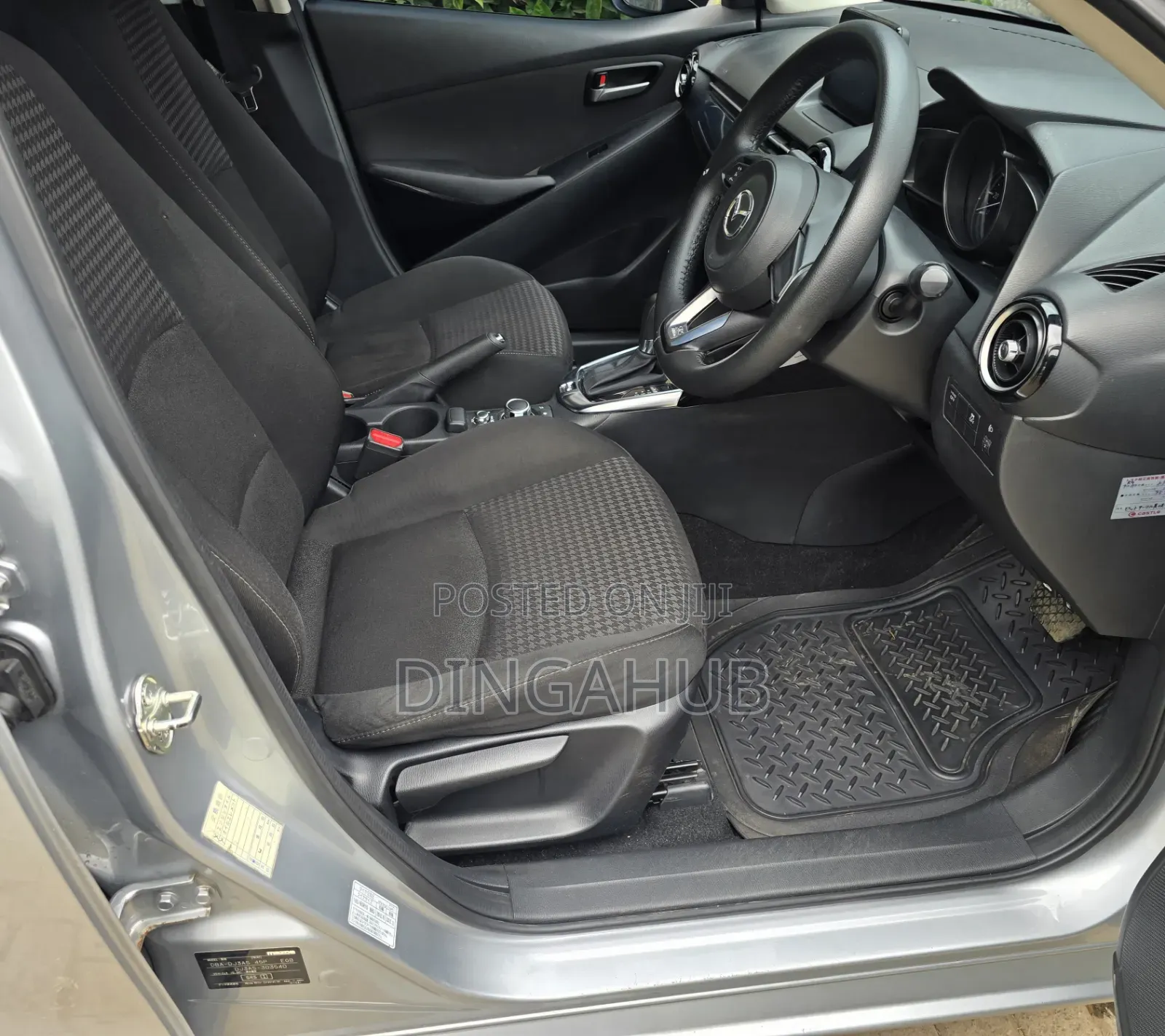 Mazda Demio 2017 Silver