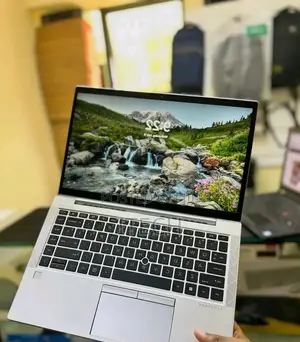 New Laptop HP EliteBook 840 G5 8GB Intel Core i7 SSD 256GB