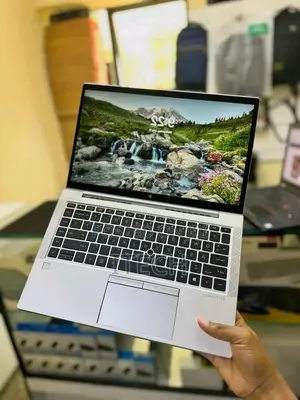 New Laptop HP EliteBook 840 G5 8GB Intel Core i7 SSD 256GB