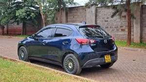 Mazda Demio 2018 Blue