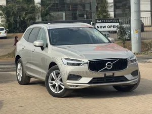 Volvo XC60 2019 Beige