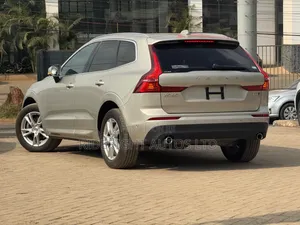 Volvo XC60 2019 Beige