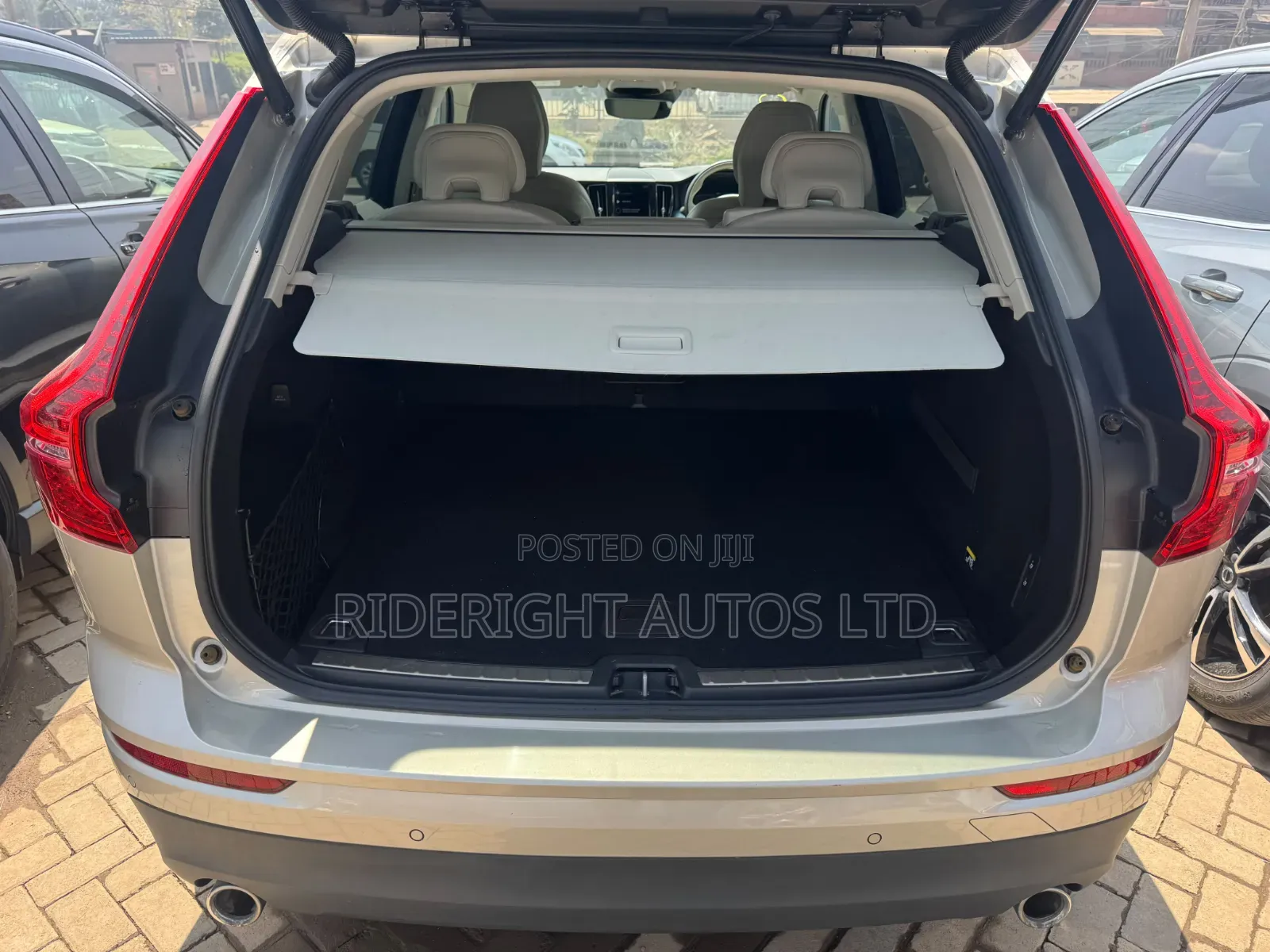 Volvo XC60 2019 Beige