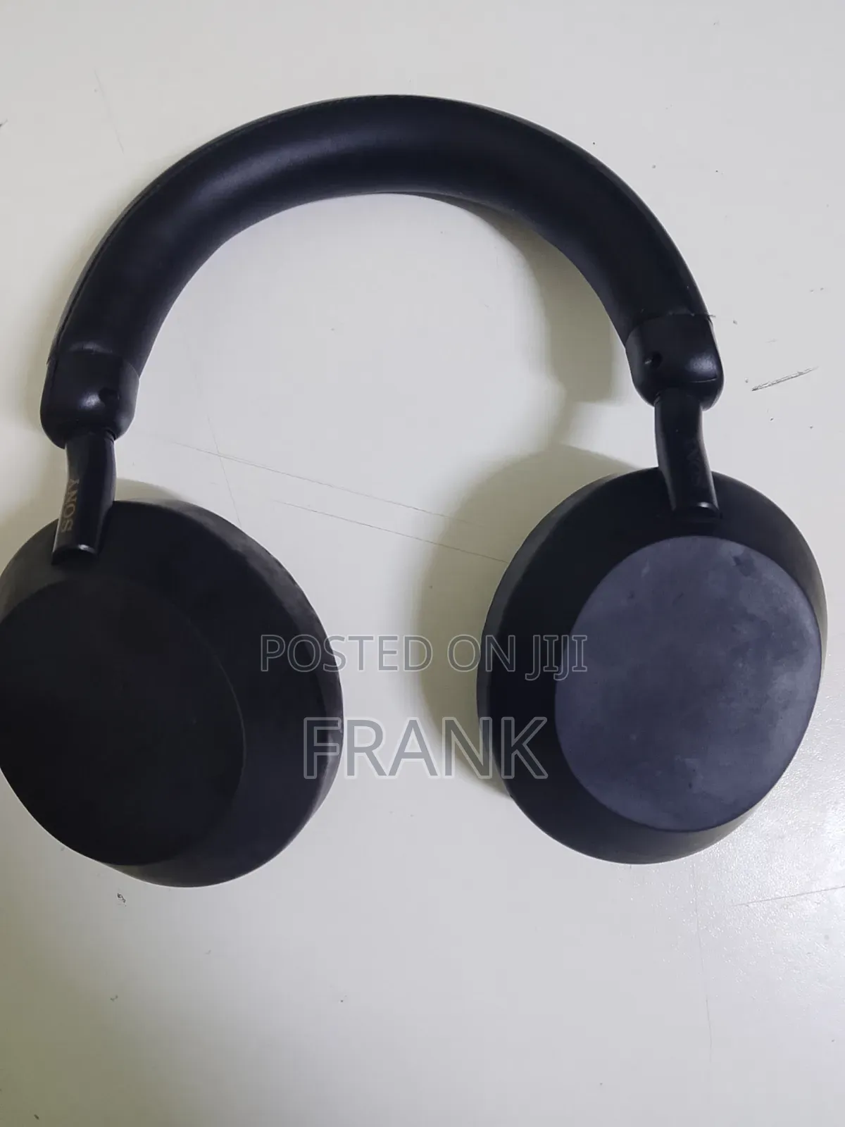 Wireless Over-Ear Sony WH-1000XM5,with Active Noise Cancellation