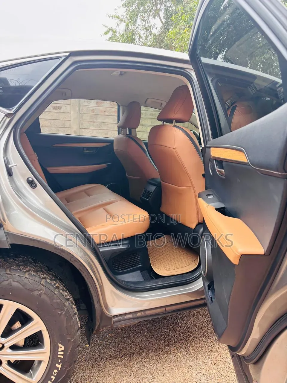 Lexus NX 2015 Silver