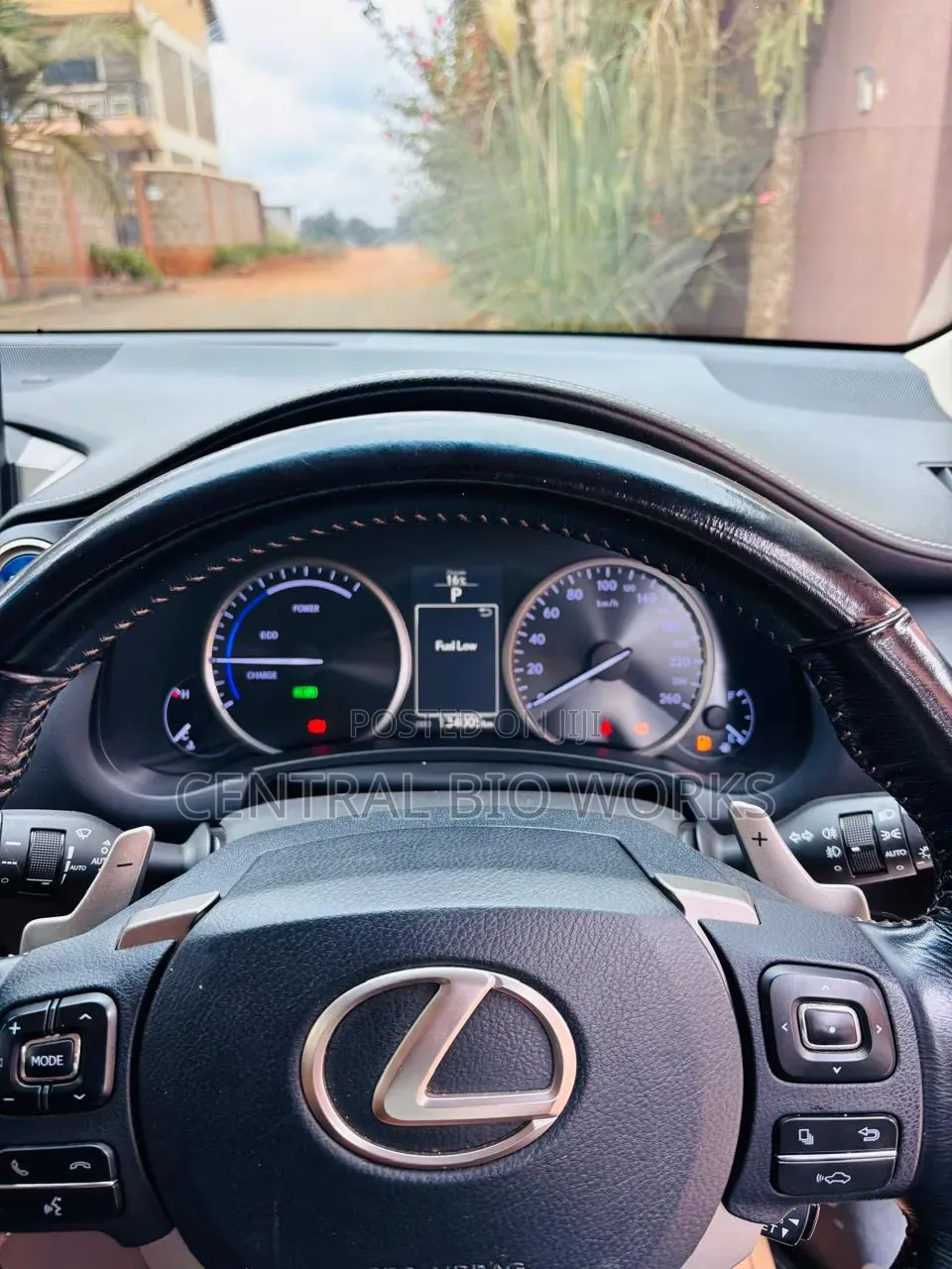 Lexus NX 2015 Silver
