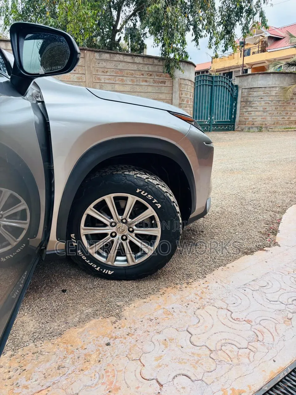 Lexus NX 2015 Silver