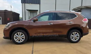 Nissan X-Trail 2016 Brown