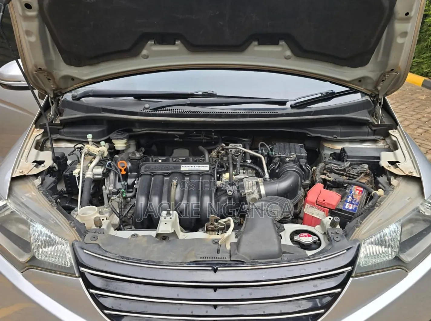 Toyota Vitz 2006 Silver
