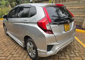 Honda Fit 2016 Silver
