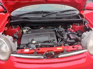 Toyota Sienta 2011 Red